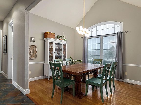 5th image of 3723 W River Rock Street