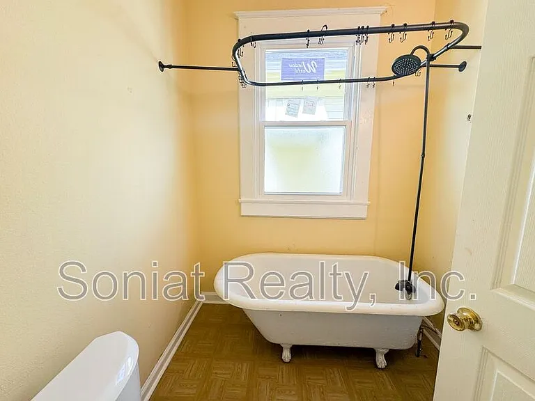 2931 Joliet St — Photo 7