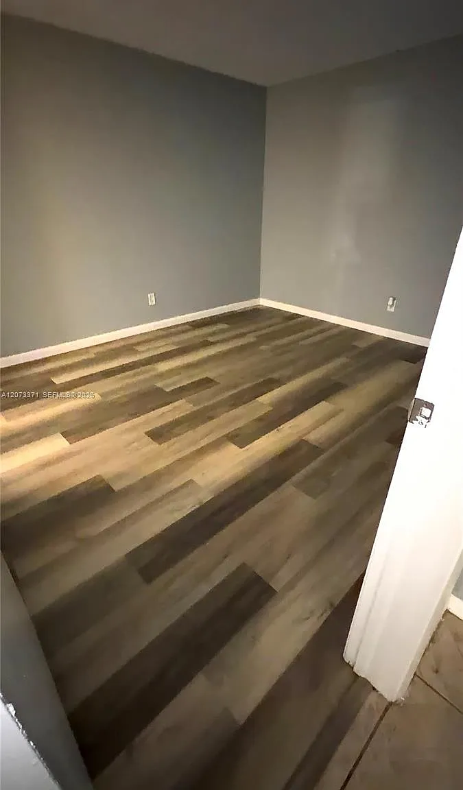 Miramar Club Condominium — Photo 3