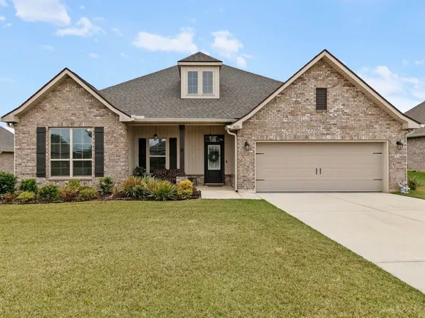10126 Chipper Ln, Foley, AL 36535