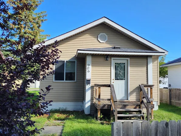906 9th St, International Falls, MN 56649