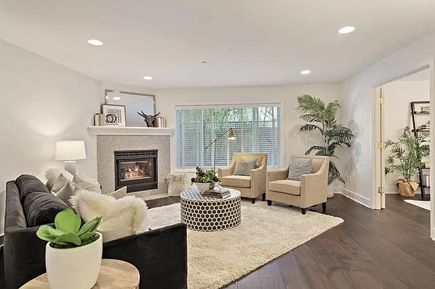 2 bed, 1600 sqft, $4,995 — Photo 3