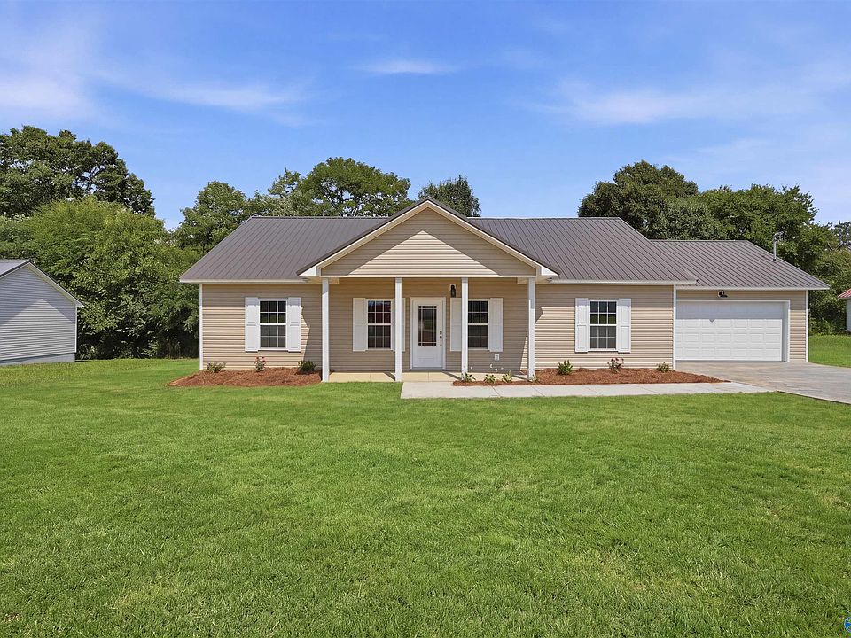 1st image of 184 Carrington Ln