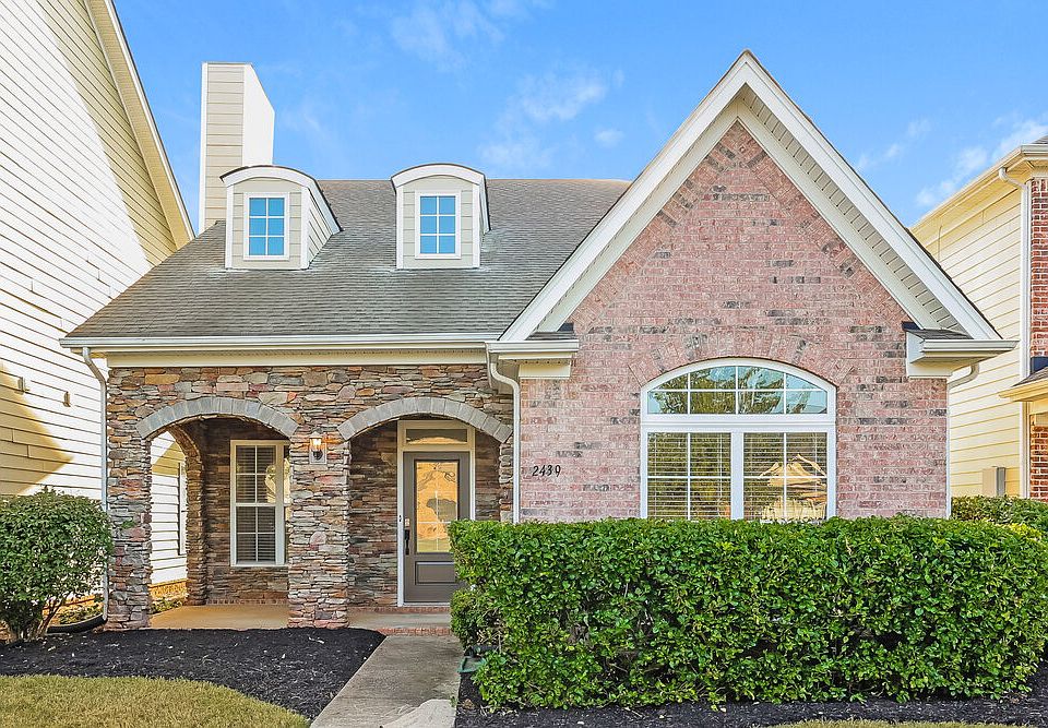 1st image of 2439 Cason Ln