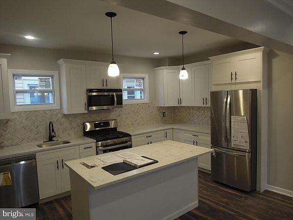 3rd image of 85 White Horse Ave