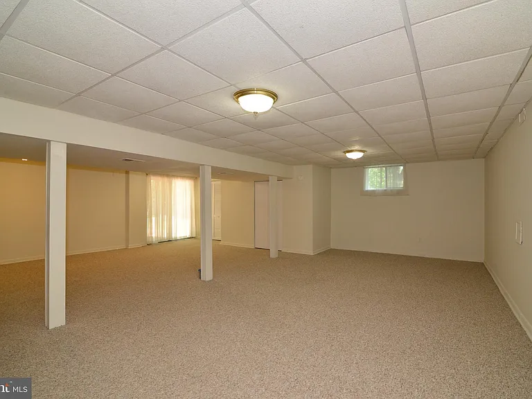 1317 Forestwood Dr — Photo 37