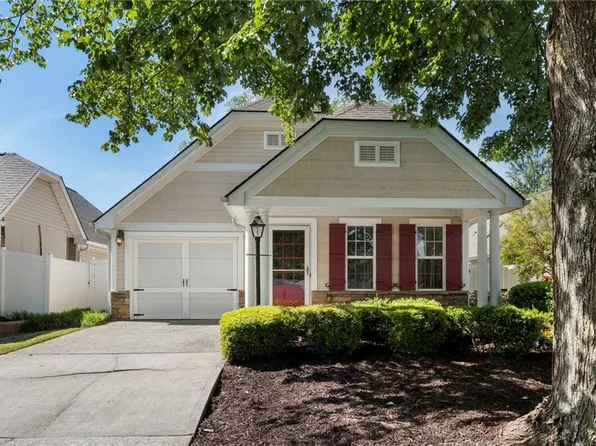 2425 Gateview Ct, Cumming, GA 30040
