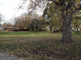 340 Elm Ave, Neoga, IL 62447