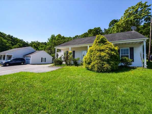 3653 Yellow Mountain Rd SE, Roanoke, VA 24014