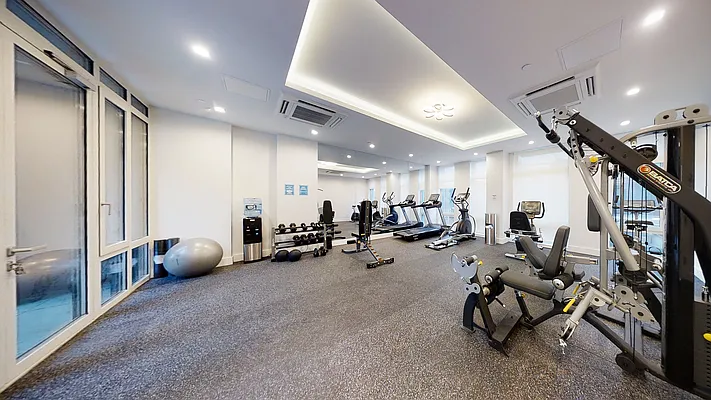 Rented by Compass | media 60