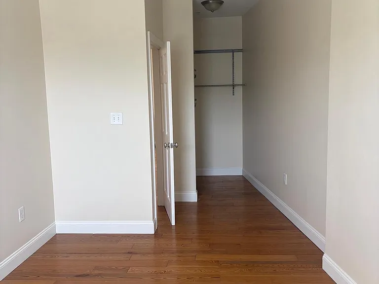 765 Washington Blvd #2 — Photo 15