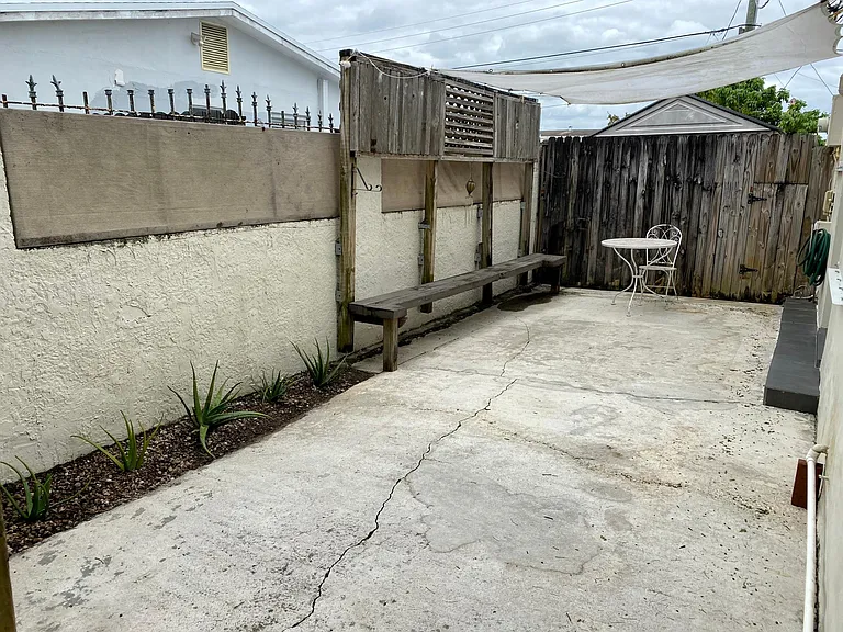 SW 51street Miami Fl Side — Photo 11