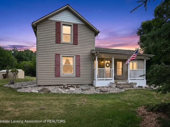 411 Fogg Rd, Leslie, MI 49251