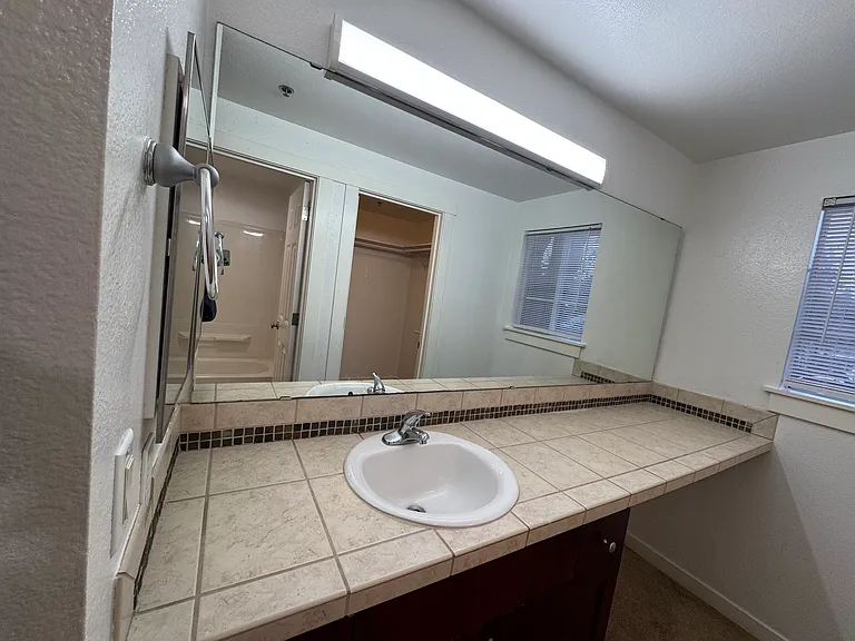 1843 S 286th Ln #T201 — Photo 25