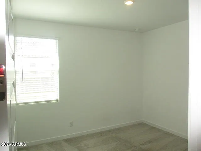 3323 S Bridlewood Ave — Photo 16