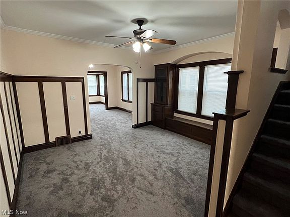 4th image of 2040 Marlowe Ave