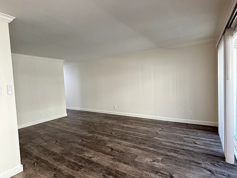 1029 El Camino Real #2 — Photo 15