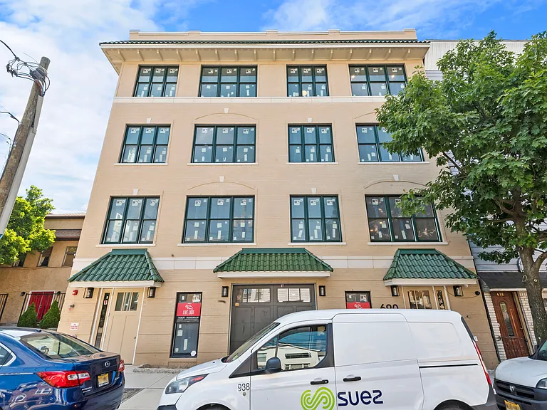 620 Palisade Ave #404 — Photo 18