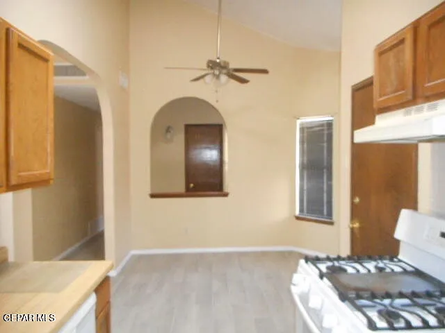 1836 Piedra Roja St — Photo 10