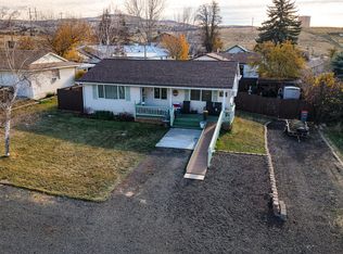 1225 B St, Fossil, OR 97830