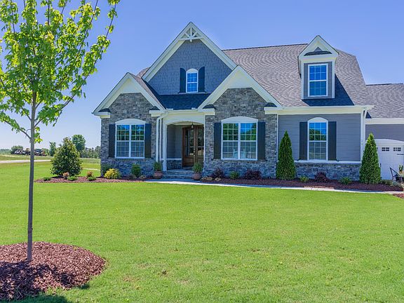 Images of the home are for illustrative purposes only and should never be relied upon