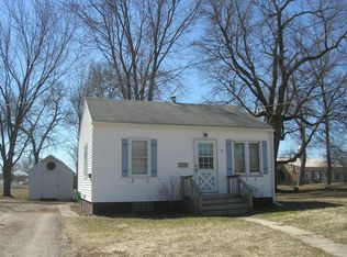 315 River St, Jackson, MN 56143