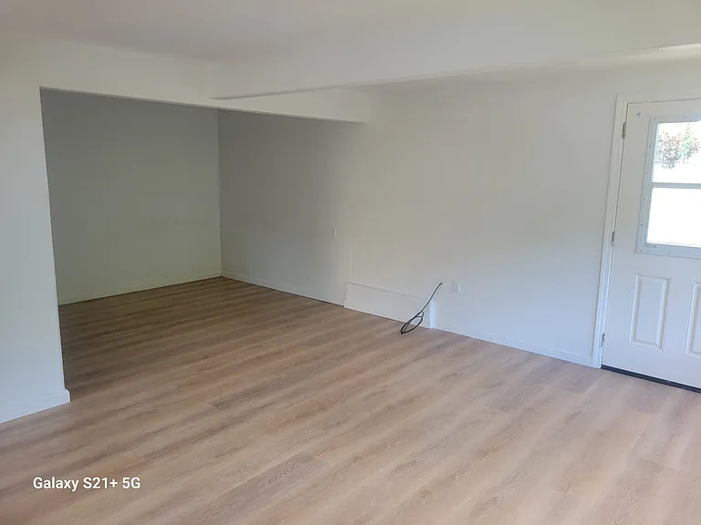 Another view of bonus room.