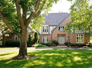 1581 Roanoke Ct, Long Grove, IL