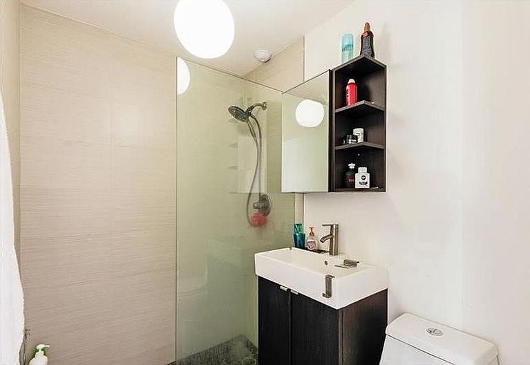 1st image of 3101 Indian Creek Dr APT 208