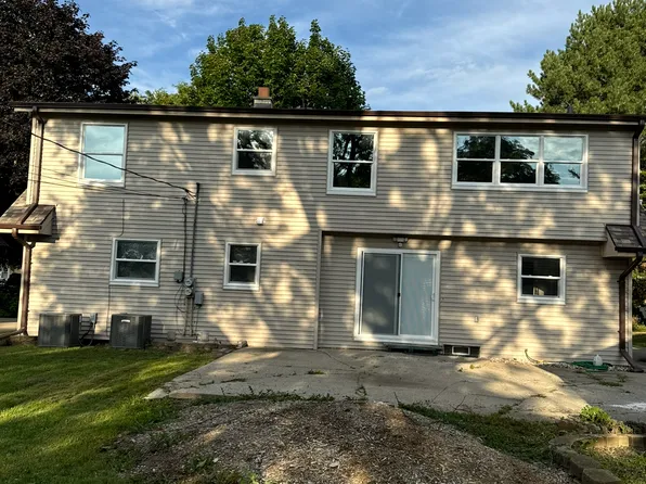5837 S Delaware Ave, Cudahy, WI 53110