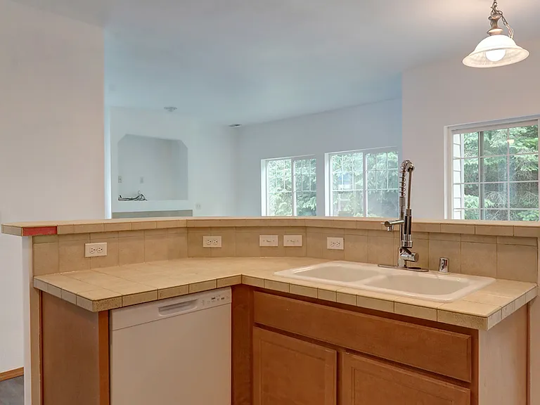 5118 Evan Ct SE — Photo 6