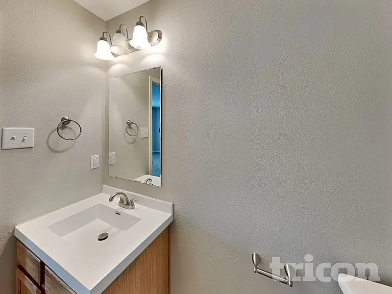 3222 Black Forest Ln — Photo 7
