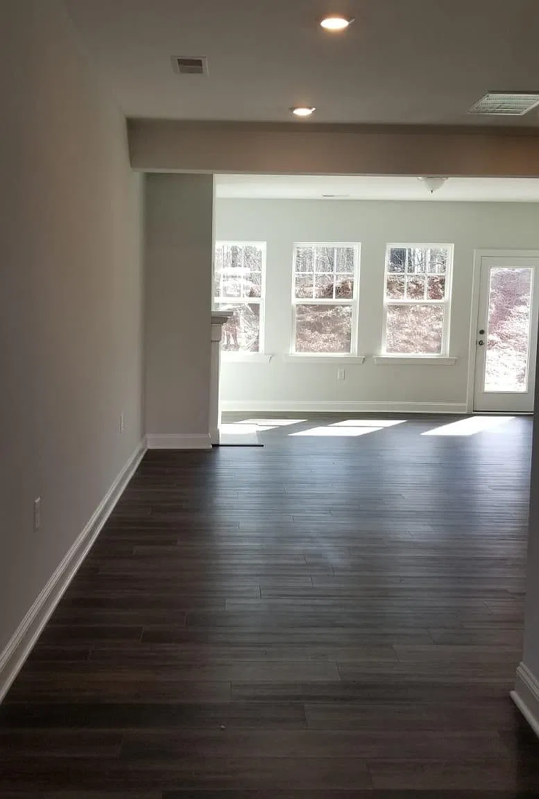 4 bed, 2175 sqft, $2,250 — Photo 3