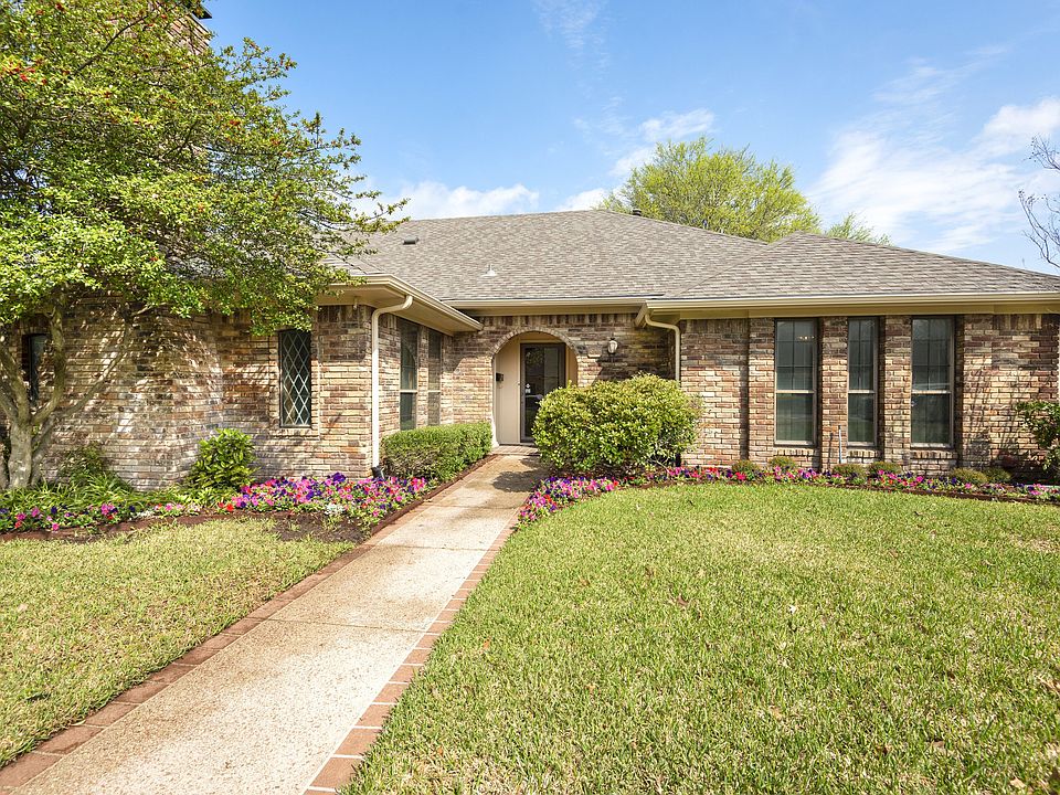 Exterior 3.jpg