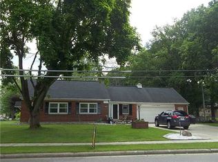 923 Oakwood Ave, Bryan, OH 43506