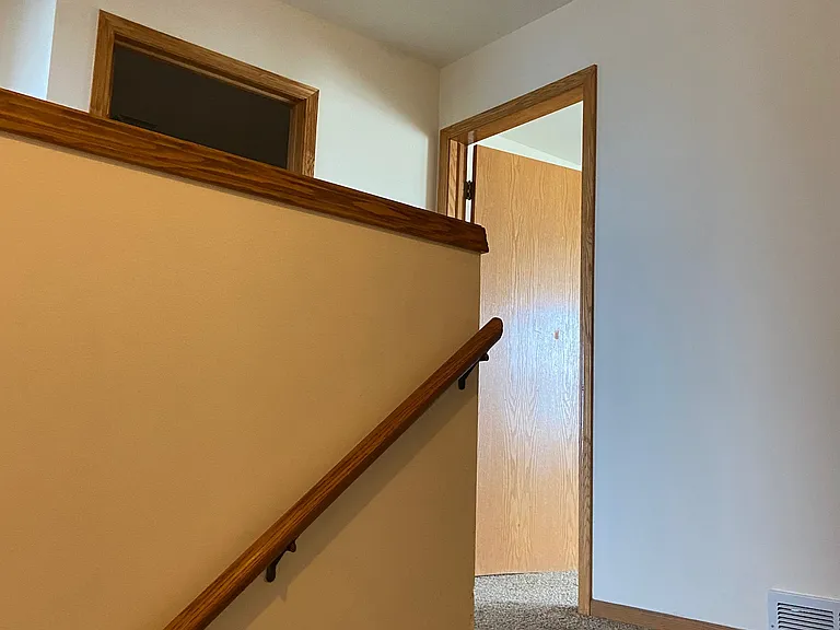 514 N Westmount Dr #1 — Photo 29