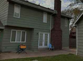 1660 N Lawrence Ct, Wichita, KS 67206