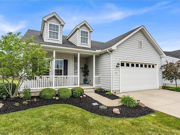 3rd image of 9087 Devonshire Dr