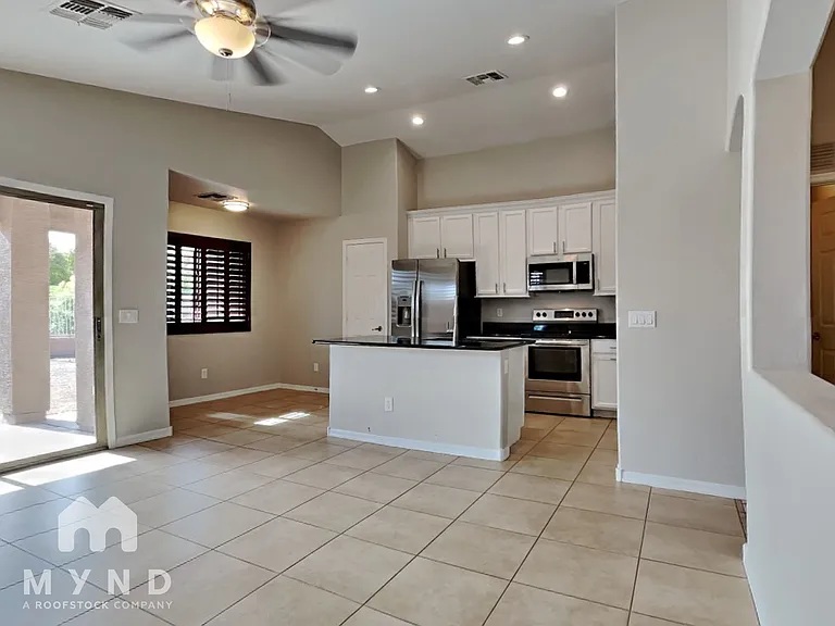 11143 W Mariposa Dr — Photo 3