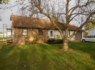 1522 Sunset Dr, Rochester, IN 46975