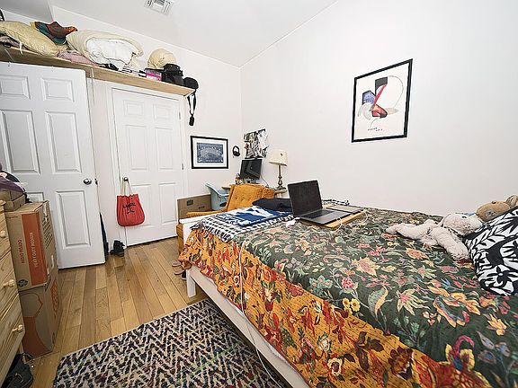 5th image of 187 Clifton Pl APT 2R