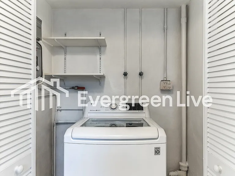 1428 NE 17th Ave — Photo 14
