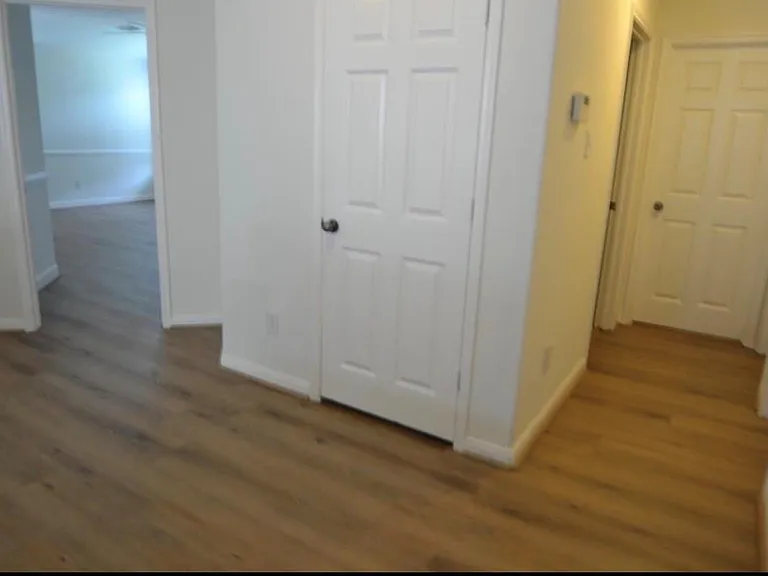 2110 Banfield Ct — Photo 34