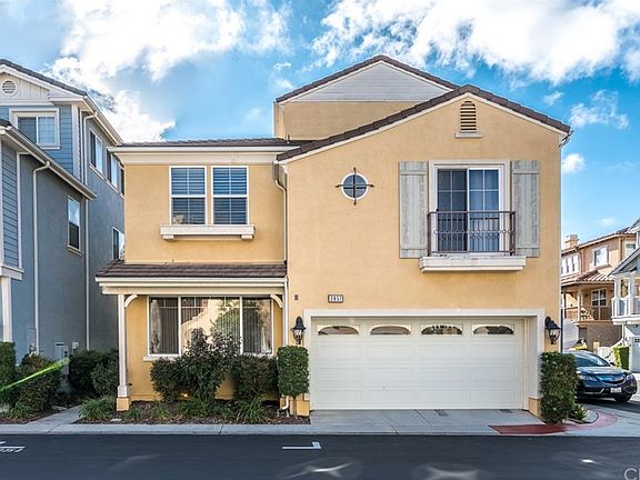 2nd image of 2851 Maricopa St