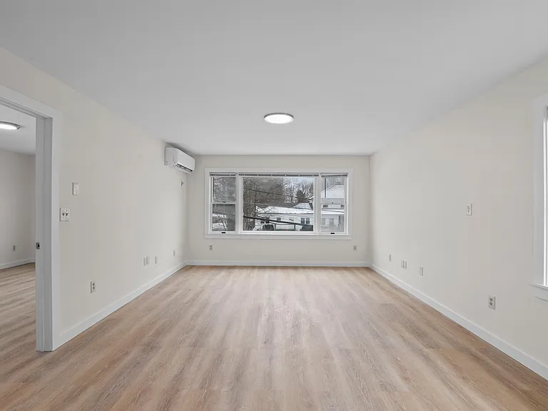 174 E Lake Blvd #R2 — Photo 6