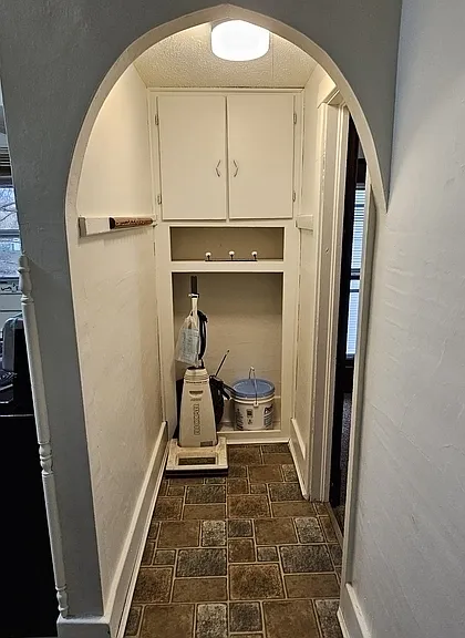 206 Oak St #2 — Photo 16