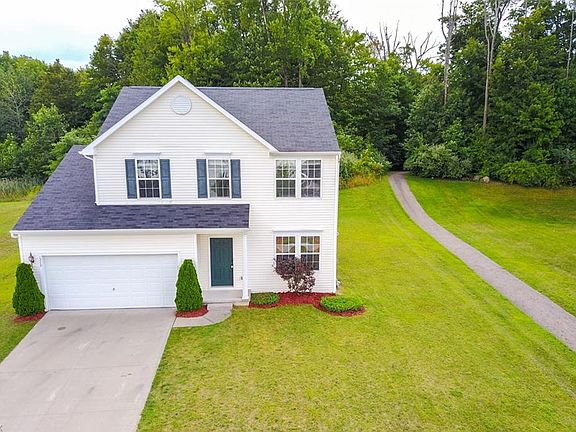 2nd image of 1240 Creekledge Ct