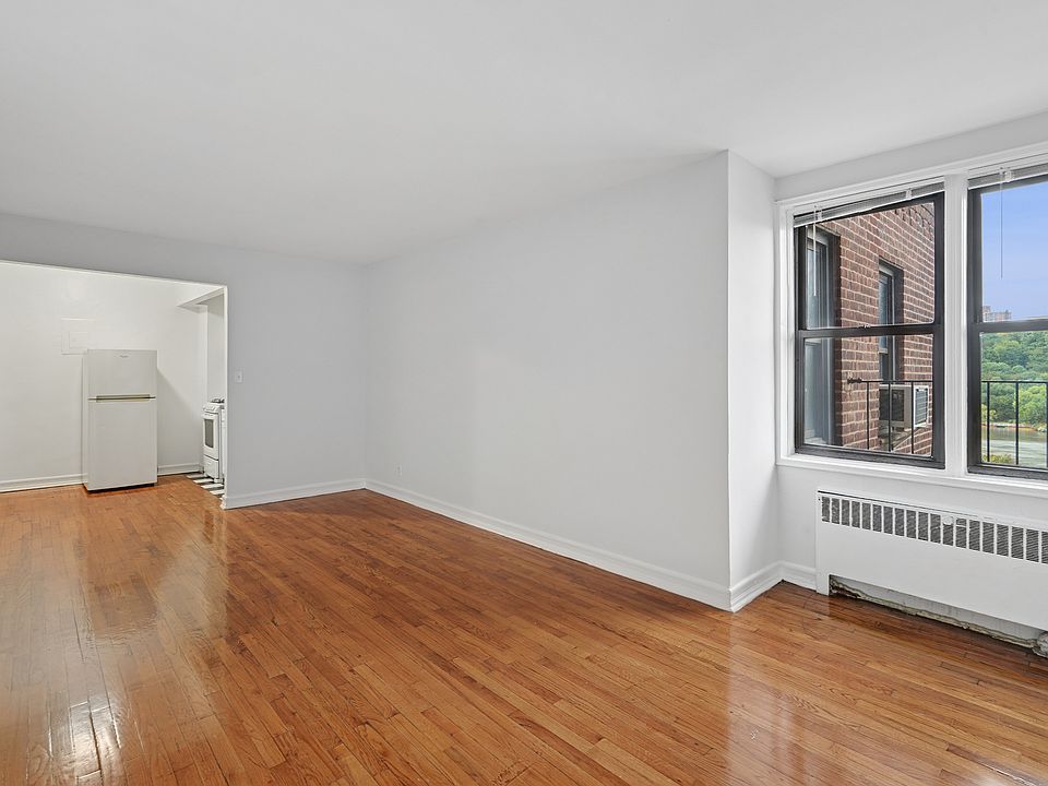 1st image of 1983 Sedgwick Ave APT 1B