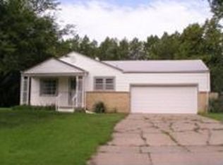 859 S Big Bend Rd, Wichita, KS 67218
