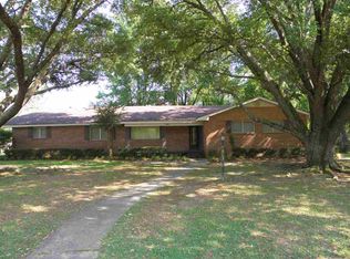 207 White St, Florence, MS 39073
